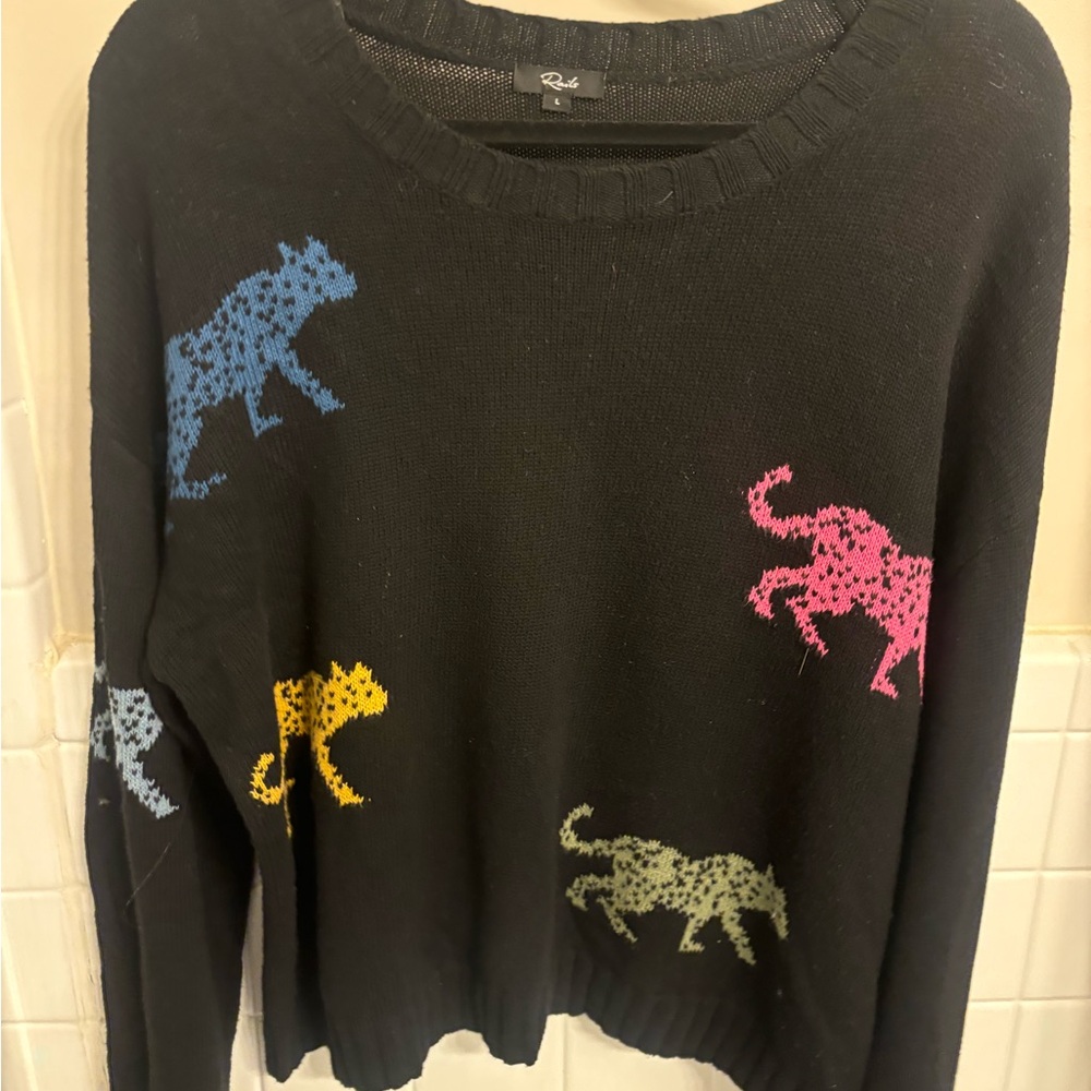 Rails Perci Jagged Tiger Sweater with Multicolor Animal Design - Picture 2 of 5